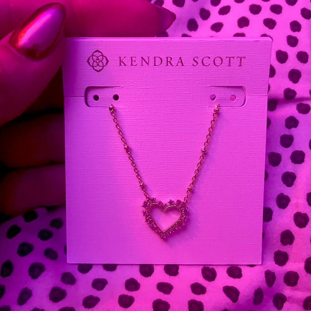 New Kendra Scott Necklace